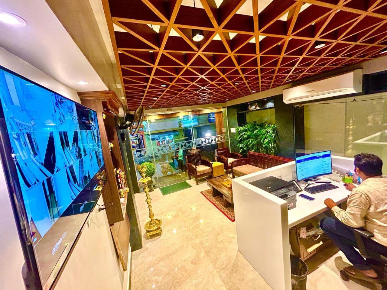 Eagle Inn Stay Kanchipuram Extérieur photo